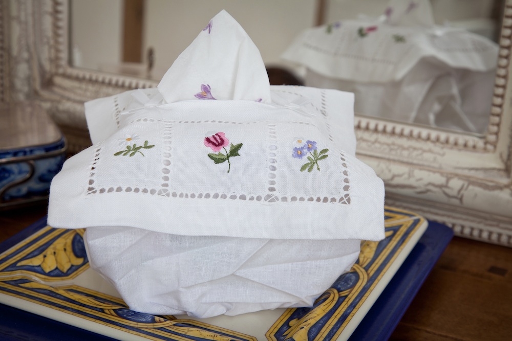 HiEnd Accents Savannah Tissue Box Cover Cream